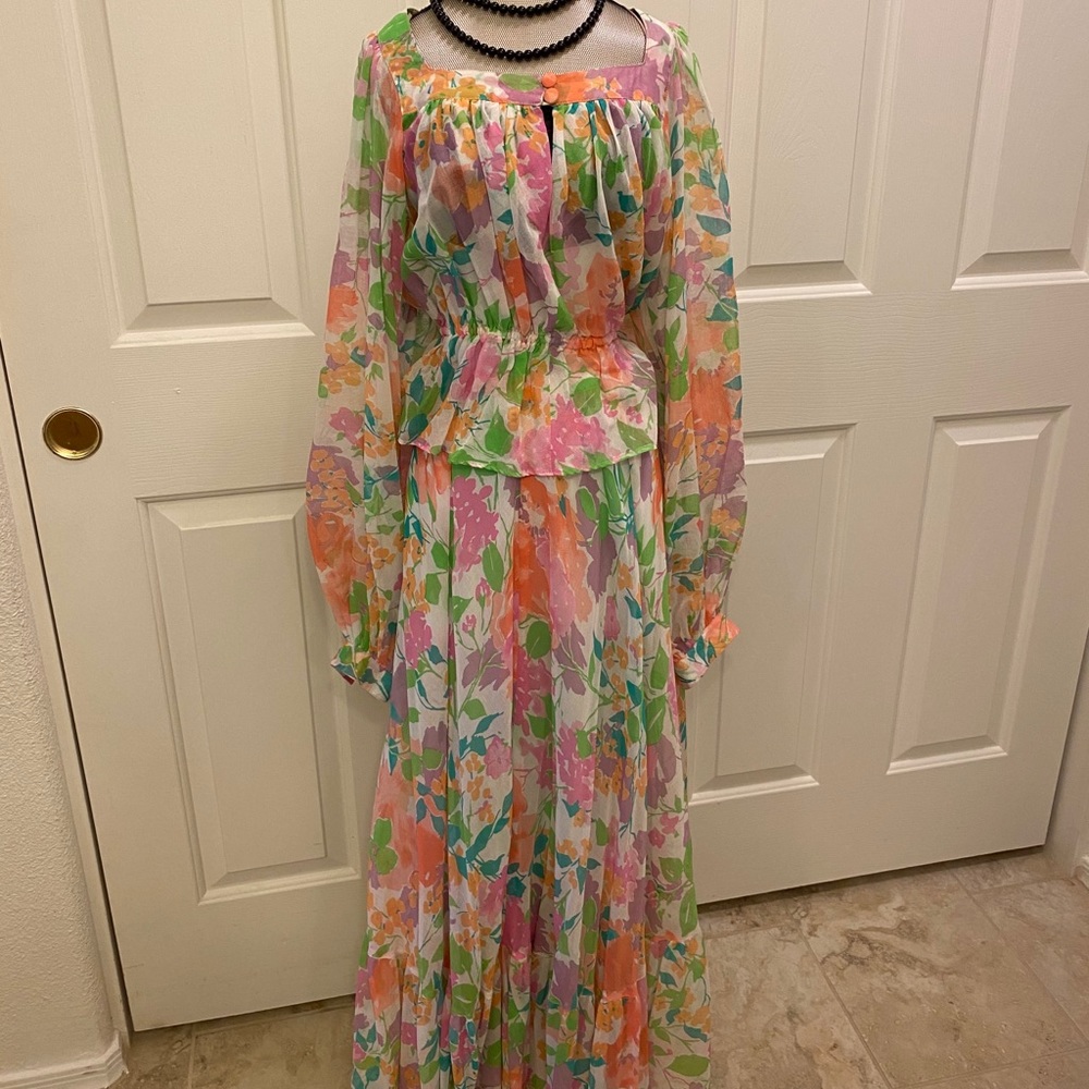 Ladies dress